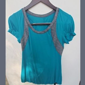 Lululemon Women's Short Sleeve T-Shirt Size S
